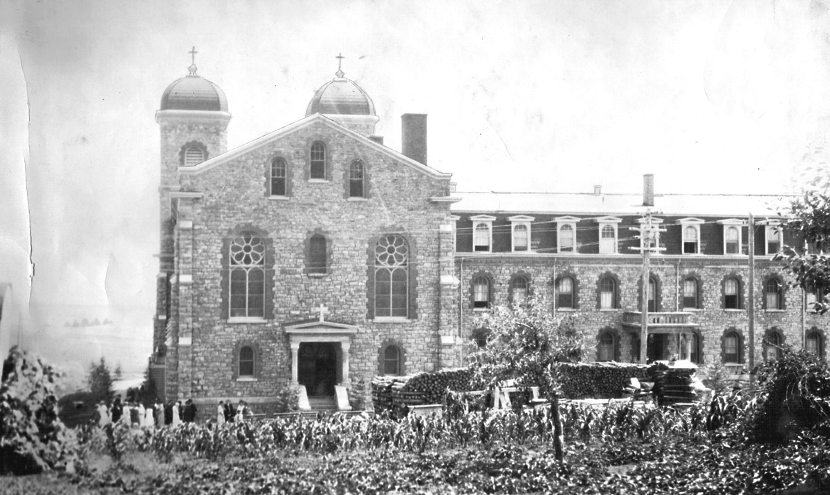 OldBackDedicationDay